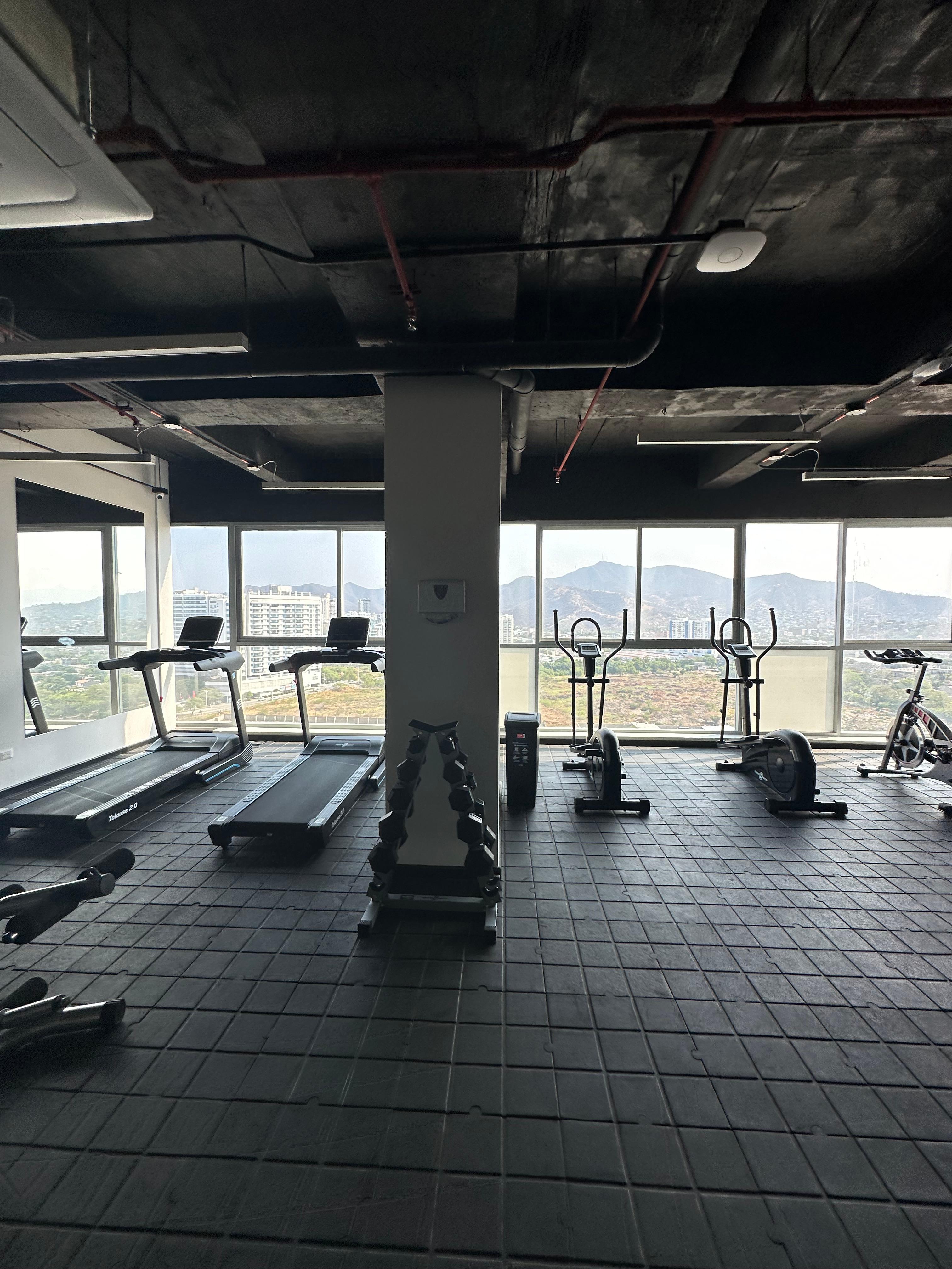 Salguero Suites apto 714 con balcon y vista a las montañas photo 18